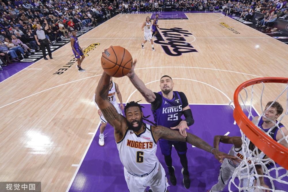 队防守和篮 队防守和篮