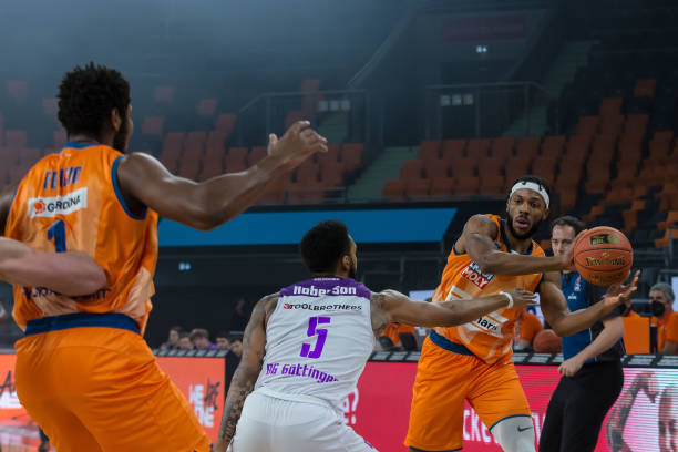 表现出色 表现出色