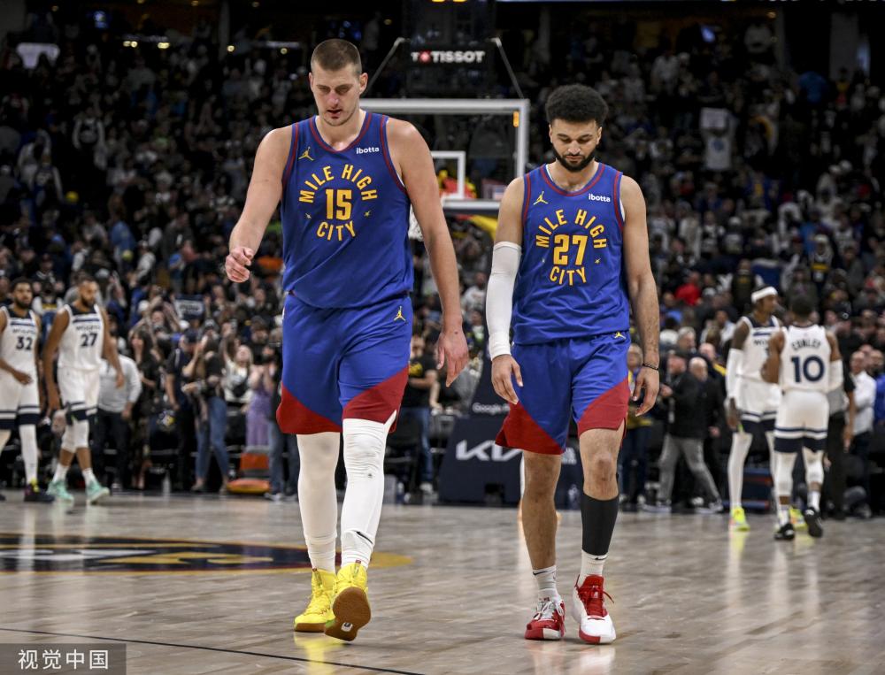 他在场上的 他在场上的